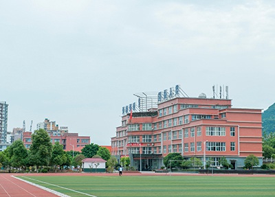 十四冶建設(shè)集團(tuán)技工學(xué)校工程機(jī)械運(yùn)用技術(shù)介紹